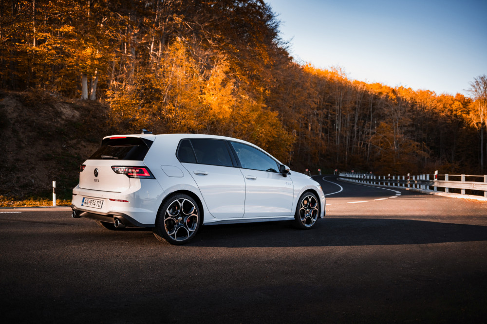 Volkswagen Golf GTI 2024